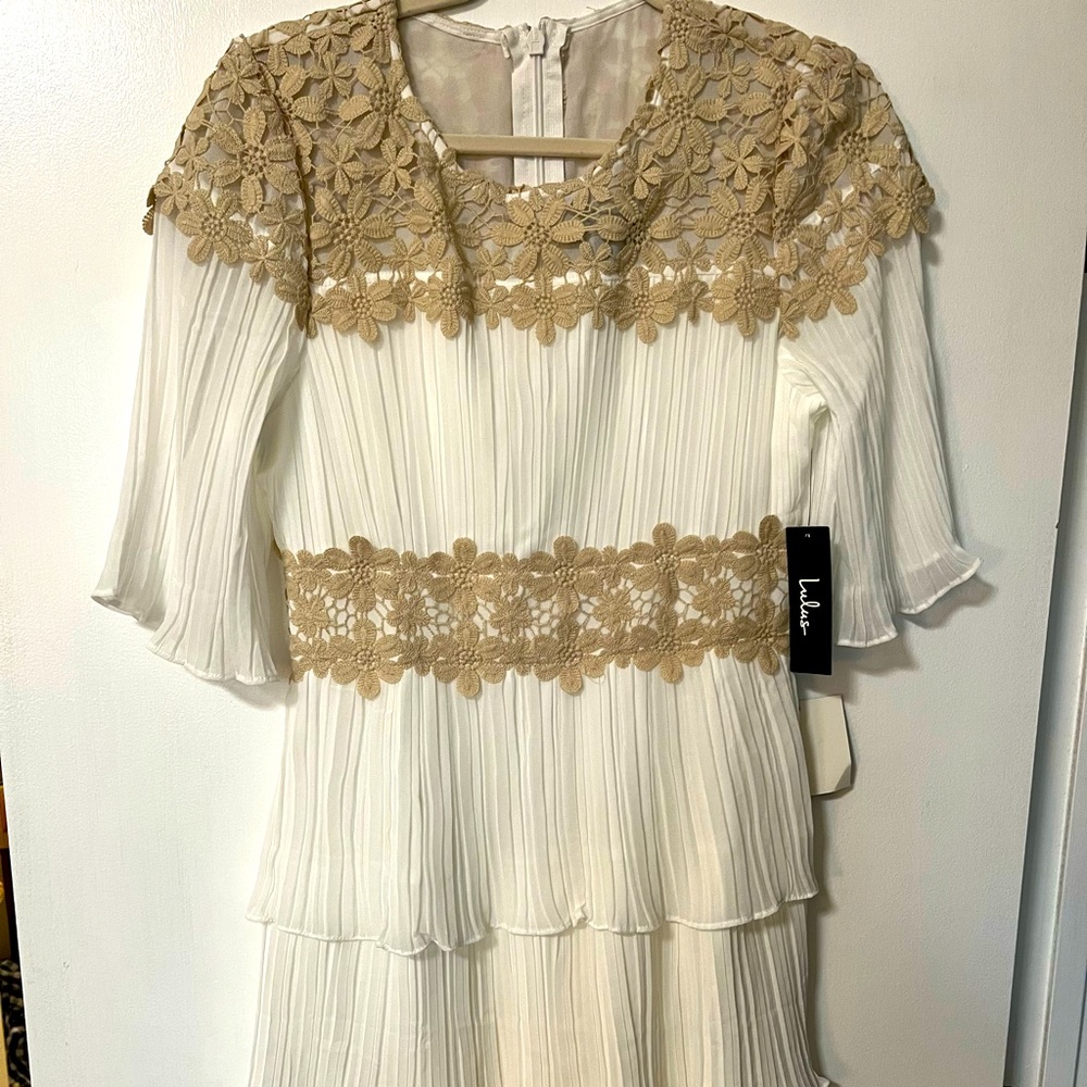 White lace dress